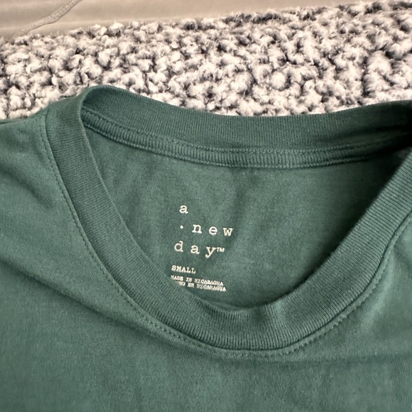 a new day emerald green soft lightweight mock neck tee - Picture 7 of 7